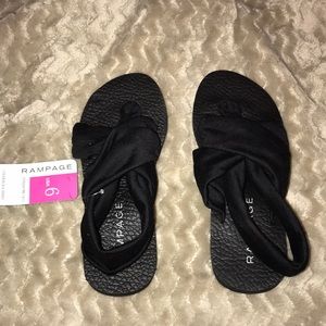 NWT Fabric and Foam sandals